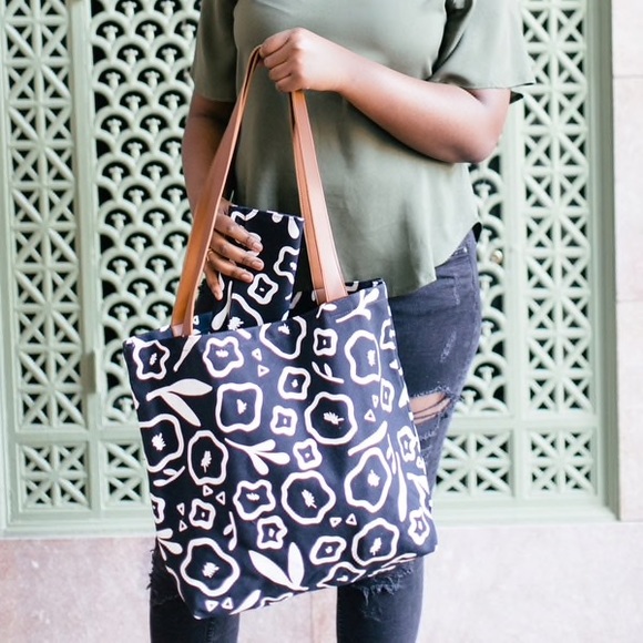 Dark Poppy Clutch Wallet Fair Trade Eco Friendly - Picture 3 of 3